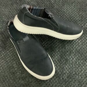 Izod Men's Slip-On Loafers in Black with White Sole